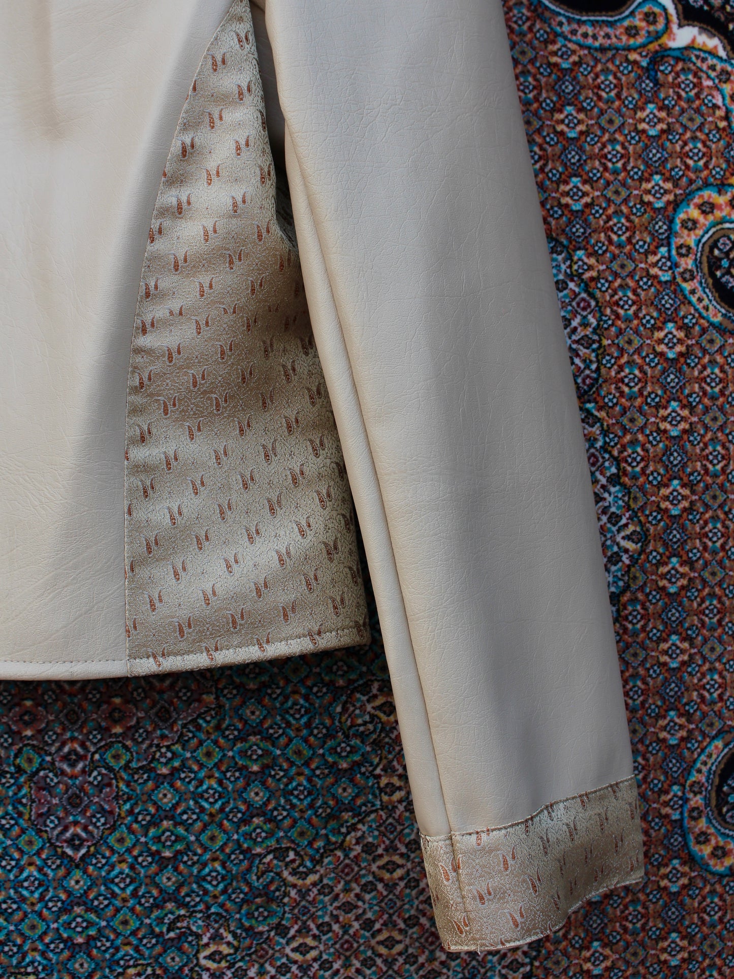 Shehar Zadi Light Beige