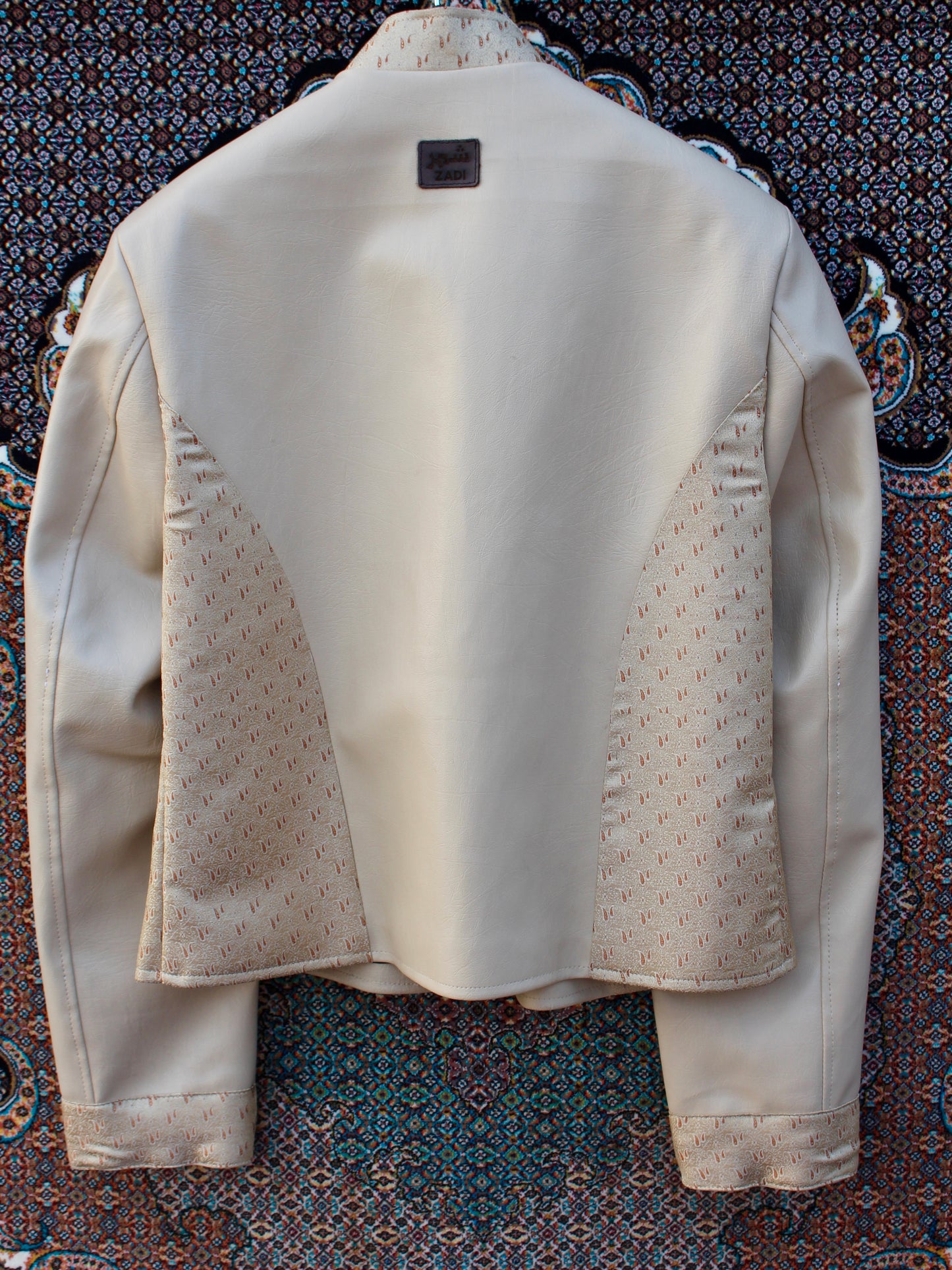 Shehar Zadi Light Beige